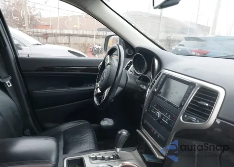 2013 Jeep Grand Cherokee Laredo z USA, uszkodzony, nr VIN 1C4RJFAG0DC642175